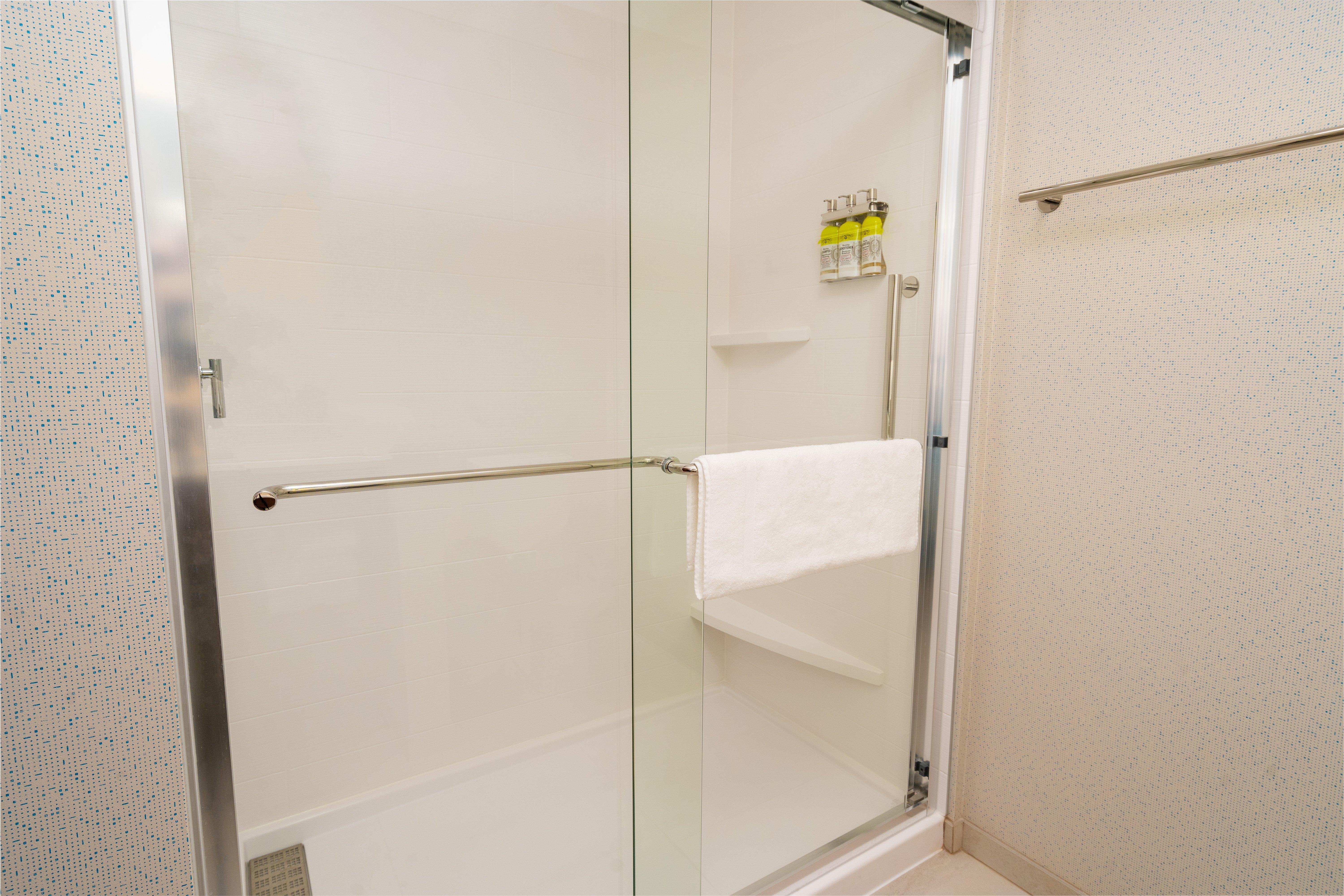 Holiday Inn Express & Suites - Las Vegas - E Tropicana By Ihg Екстериор снимка